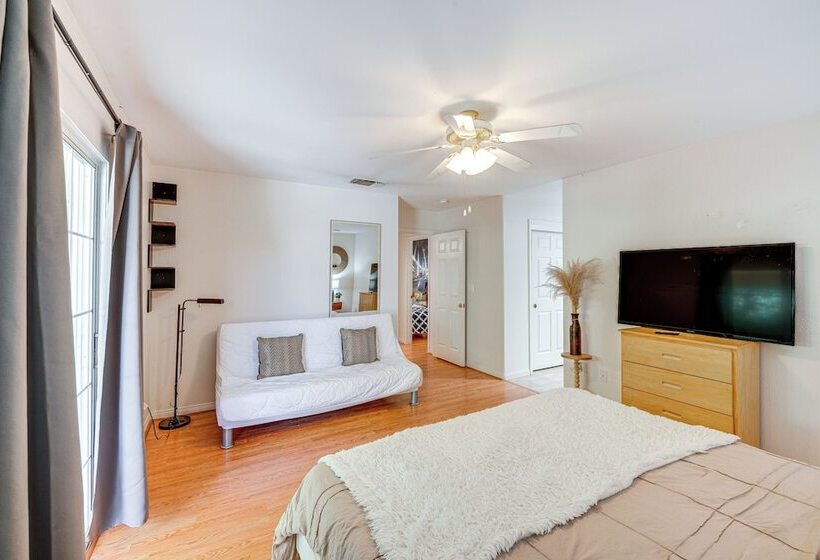 Fun Filled Backyard: Bakersfield Family Haven!