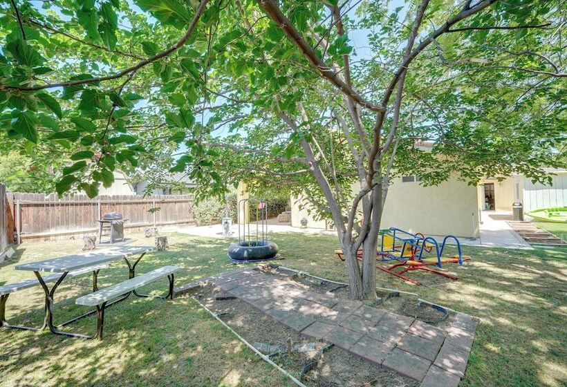 Fun Filled Backyard: Bakersfield Family Haven!