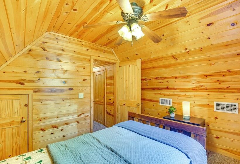 Cabin On Lake Raymond Gary W/ Dock, Grill & Views!