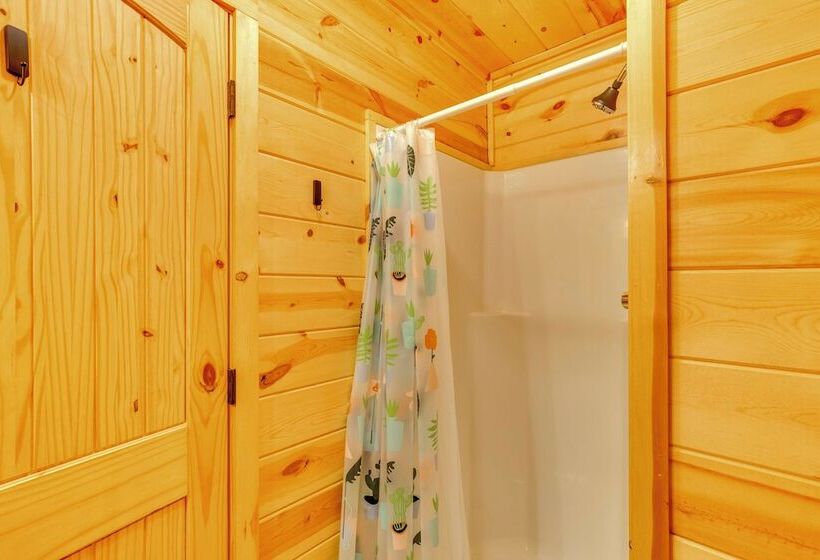 Cabin On Lake Raymond Gary W/ Dock, Grill & Views!