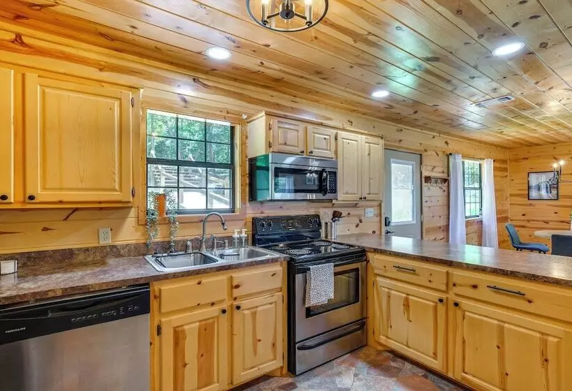 Cabin On Lake Raymond Gary W/ Dock, Grill & Views!