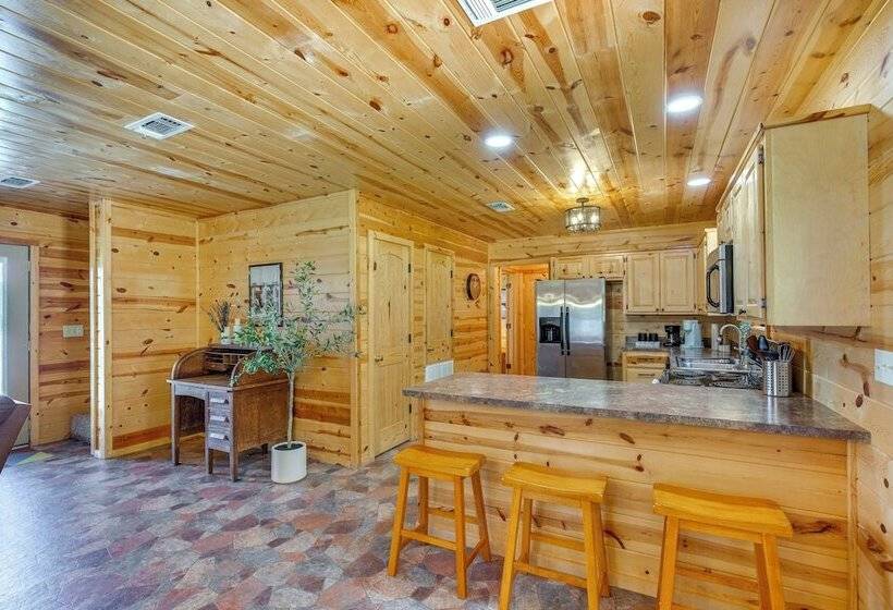 Cabin On Lake Raymond Gary W/ Dock, Grill & Views!