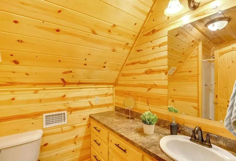 Cabin On Lake Raymond Gary W/ Dock, Grill & Views!