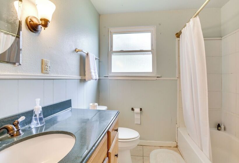 Centrally Located Gonzales Home W/ Yard!