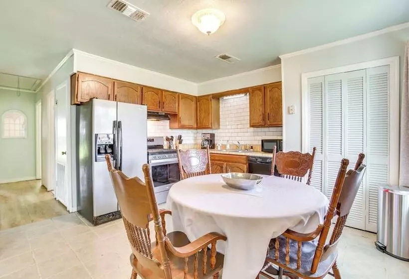 Centrally Located Gonzales Home W/ Yard!