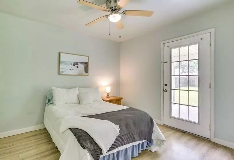 Centrally Located Gonzales Home W/ Yard!