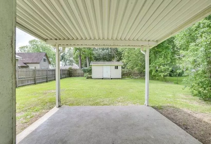 Centrally Located Gonzales Home W/ Yard!