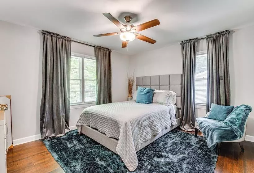 Chic College Park Cottage ~ 2 Mi To Main Street!