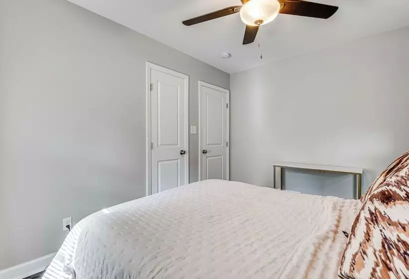 Chic College Park Cottage ~ 2 Mi To Main Street!