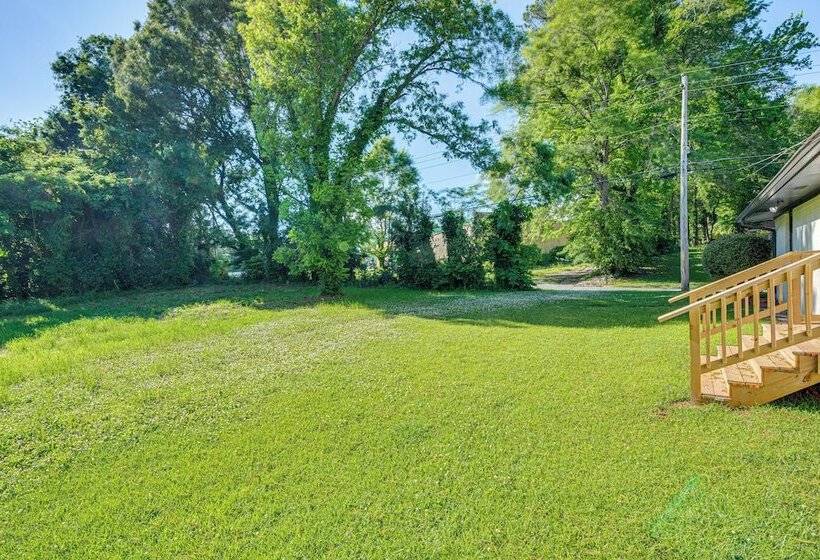 Chic College Park Cottage ~ 2 Mi To Main Street!