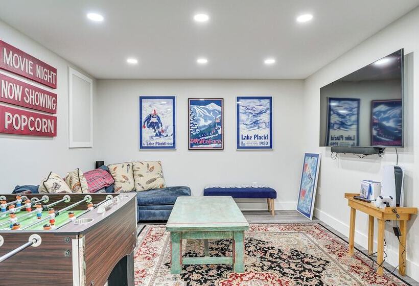 Modern Cabin In Lake Placid W/ Mountain Views!