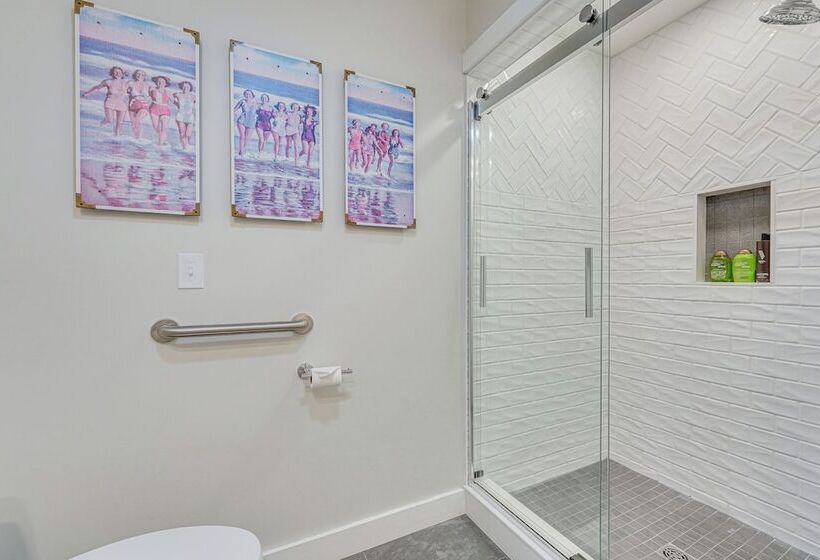 Modern Cabin In Lake Placid W/ Mountain Views!