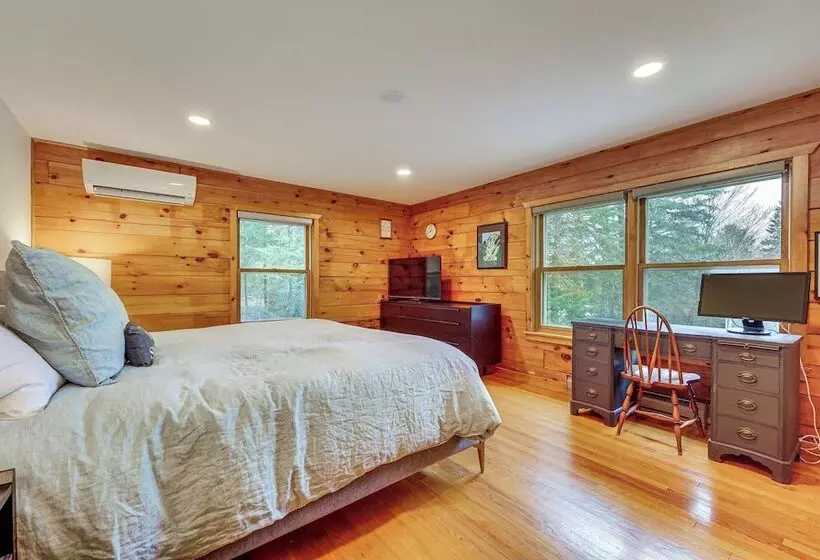 Modern Cabin In Lake Placid W/ Mountain Views!