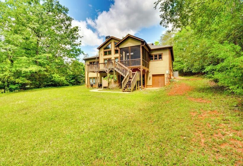 Dog Friendly Lavonia Home W/ Dock & Lake Access