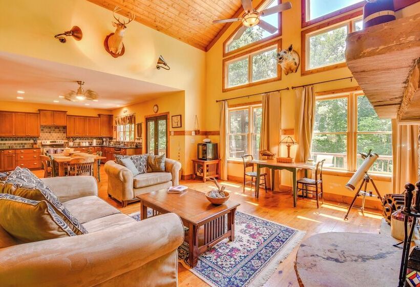 Dog Friendly Lavonia Home W/ Dock & Lake Access