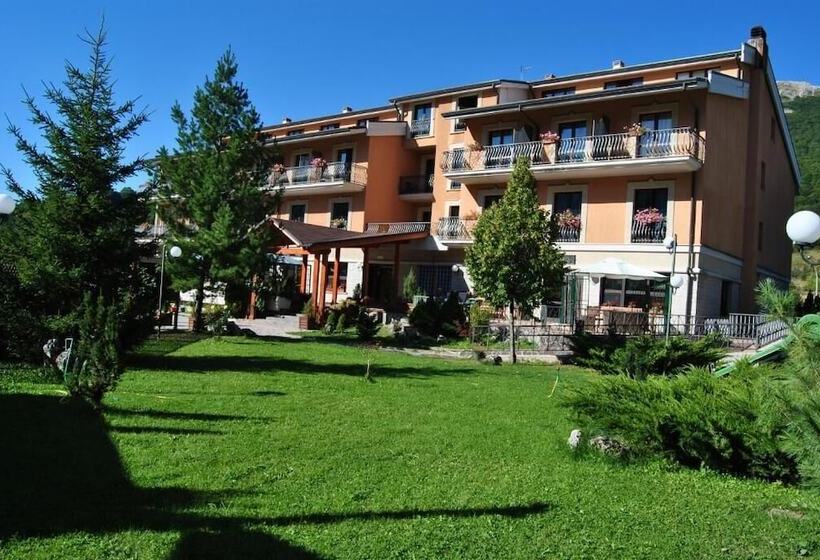 ホテル Alba Sporting