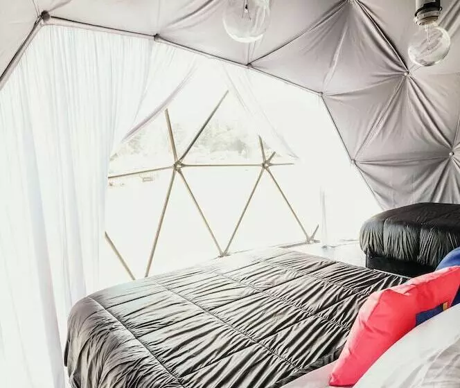 Hotelli Daydreamer Domes