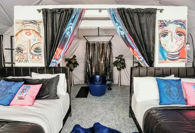 Hotelli Daydreamer Domes