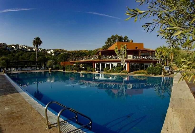 בית מלון כפרי Amareclub Casarossa