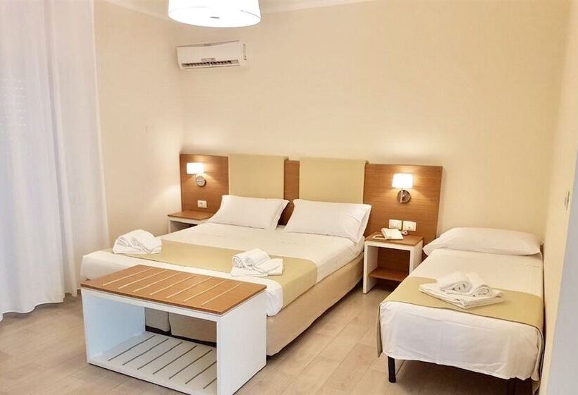 בית מלון כפרי Amareclub Casarossa