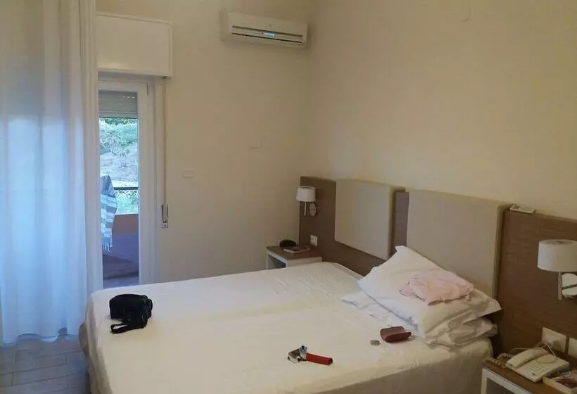 Hotelli Amareclub Casarossa