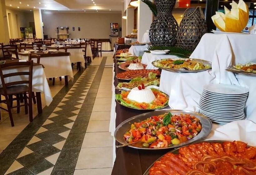 בית מלון כפרי Amareclub Casarossa