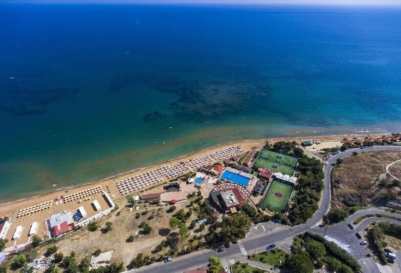 בית מלון כפרי Amareclub Casarossa