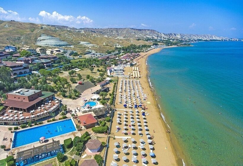 בית מלון כפרי Amareclub Casarossa