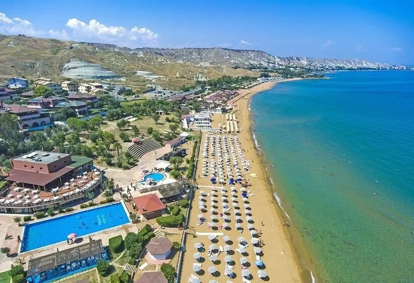 Hotelli Amareclub Casarossa