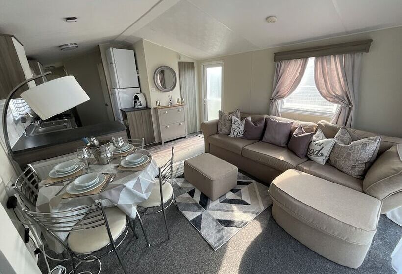 호텔 Luxury 2 Bed Caravan In Mersea Island Colchester