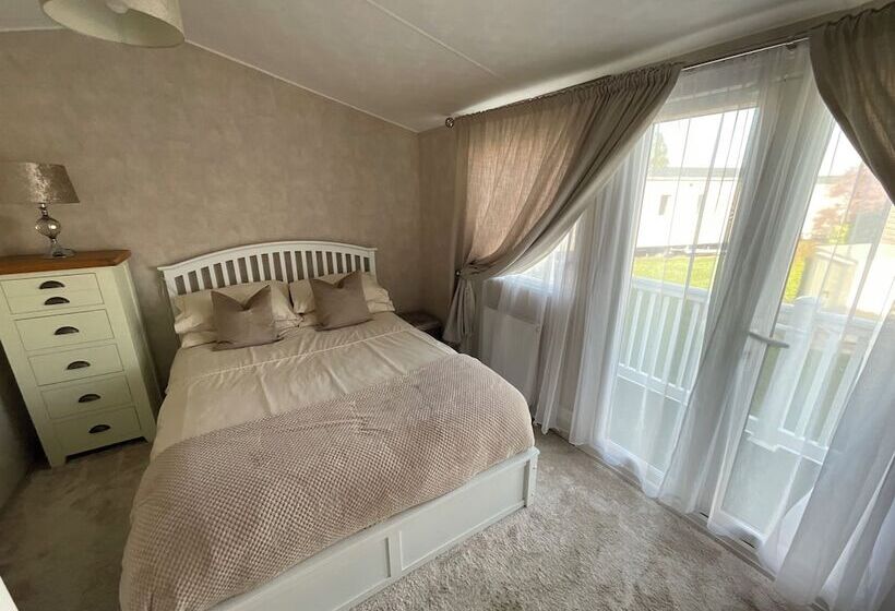 호텔 Luxury 2 Bed Caravan In Mersea Island Colchester