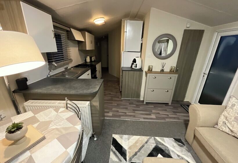 호텔 Luxury 2 Bed Caravan In Mersea Island Colchester