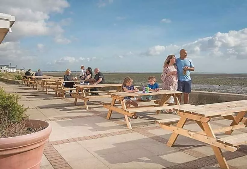 ホテル Luxury 2  Bed Caravan In Mersea Island Colchester