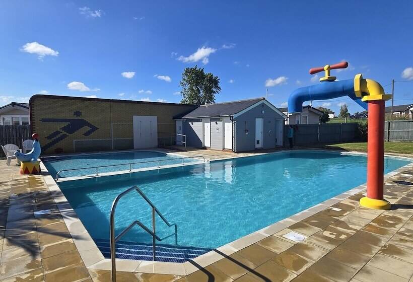 فندق Stunning Brand New 2024 Sunset Lodge, Whitstable