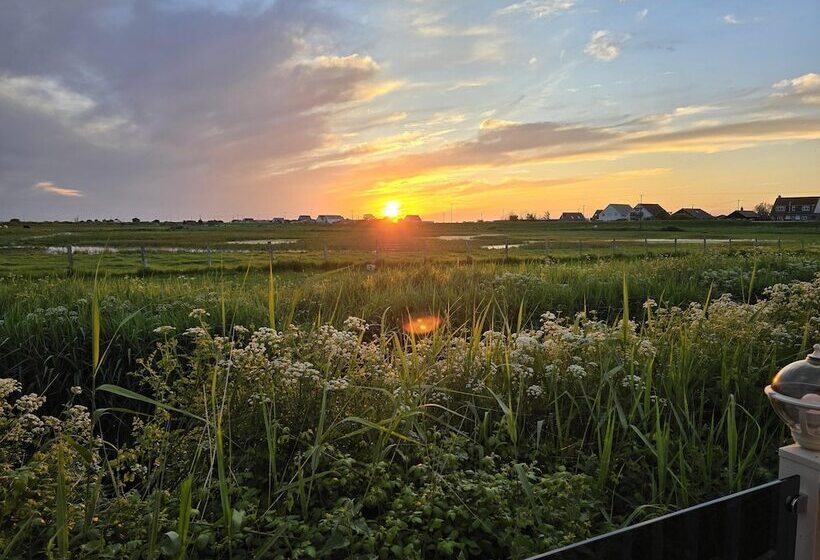 فندق Stunning Brand New 2024 Sunset Lodge, Whitstable