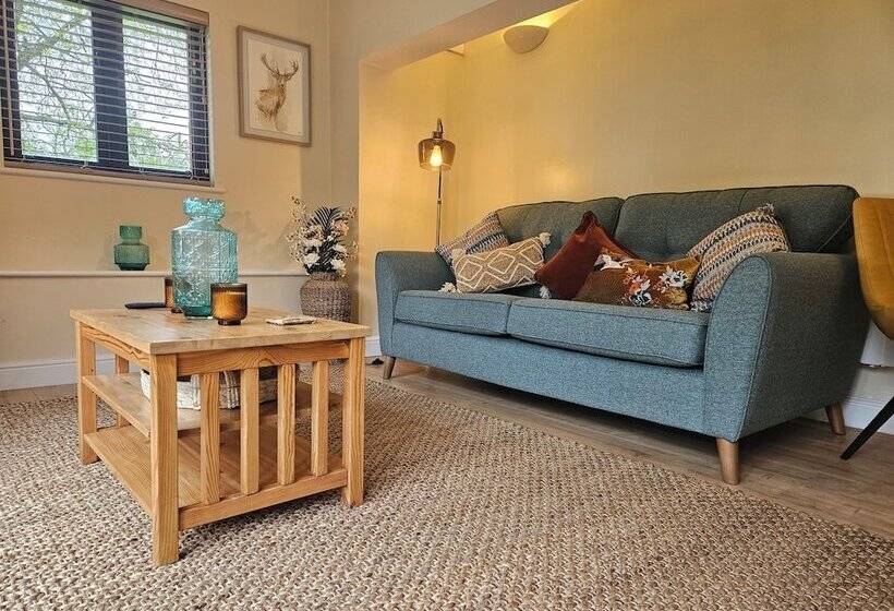 Lovely 1 Bed Cottage In Mendlesham Green