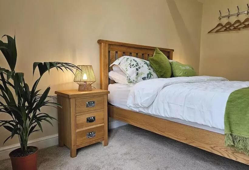 Lovely 1 Bed Cottage In Mendlesham Green