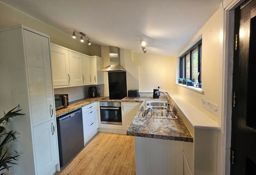 Lovely 1 Bed Cottage In Mendlesham Green