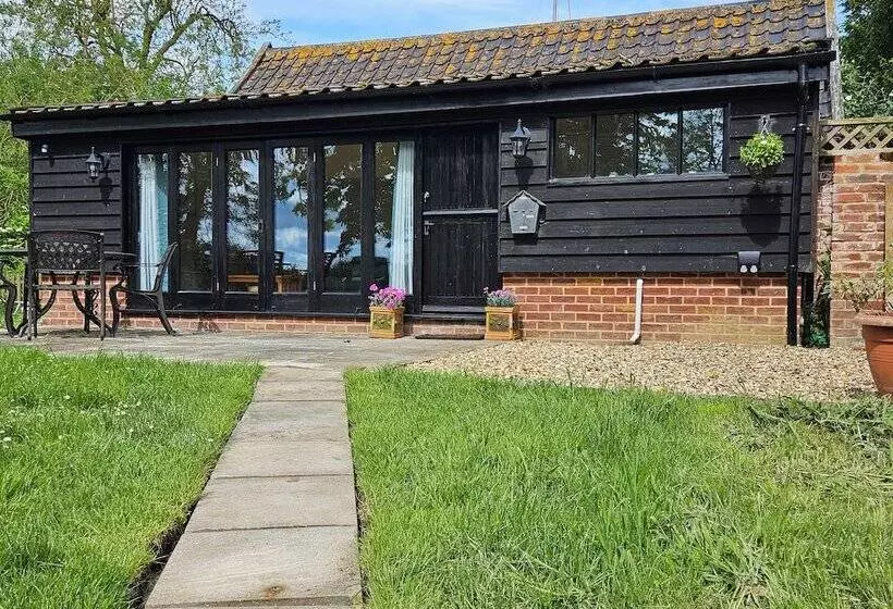 Lovely 1 Bed Cottage In Mendlesham Green