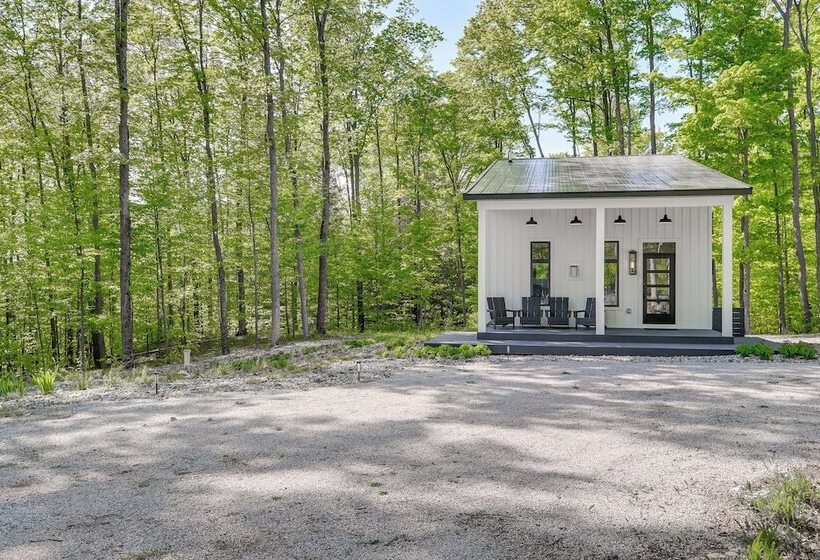 Modern Bellaire Cabin < 5 Mi To Lake & Slopes!