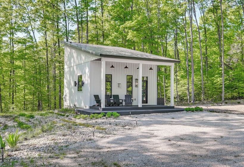 Modern Bellaire Cabin < 5 Mi To Lake & Slopes!
