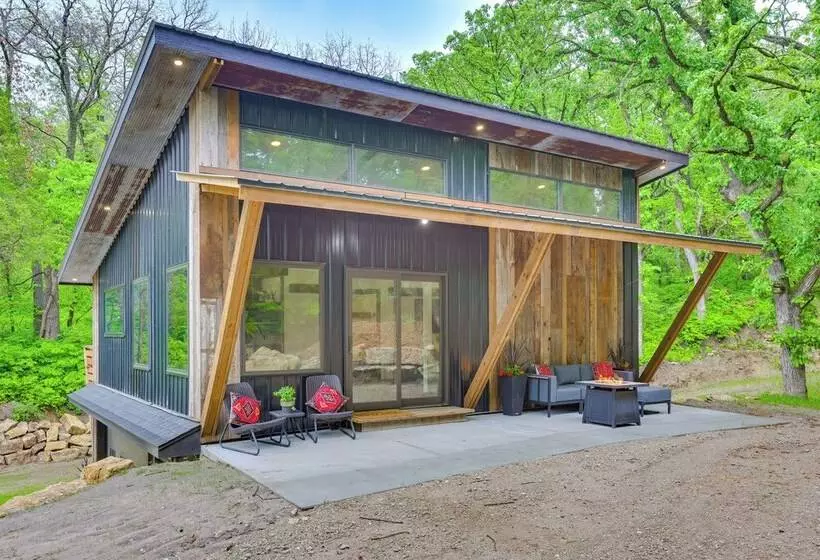Modern Louisville Home On 3 Acres W/ Gas Fire Pit!