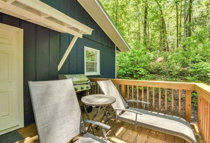 Mountain Escape W/ Gas Grill Near Lake Burton!