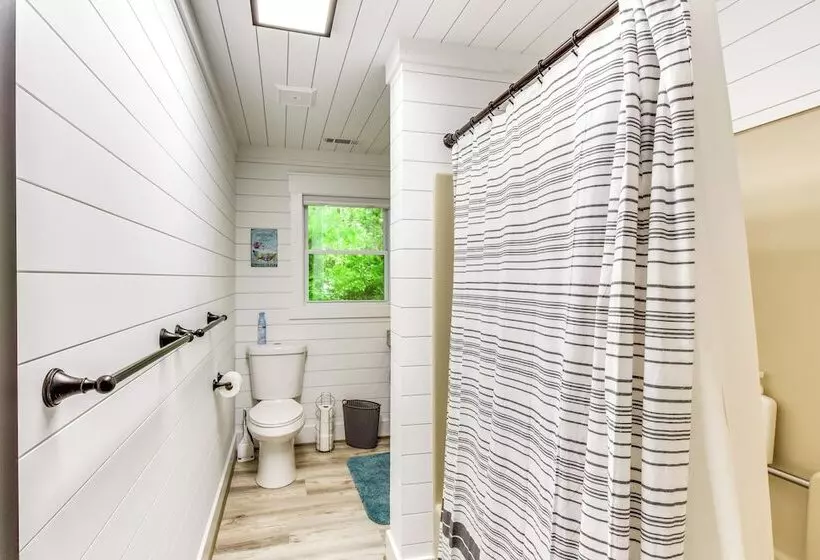 Mountain Escape W/ Gas Grill Near Lake Burton!