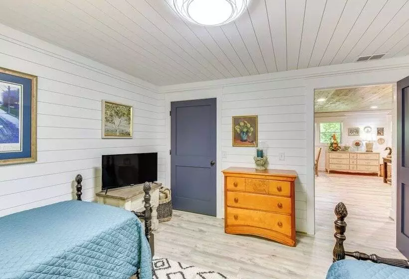 Mountain Escape W/ Gas Grill Near Lake Burton!