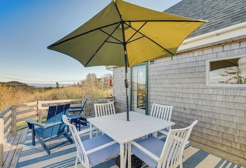 Peaceful Lubec Home W/ Views: Walk To Beach!