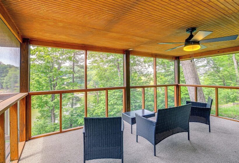 Peaceful South Holston Lake Cabin W/ Dock & Deck!