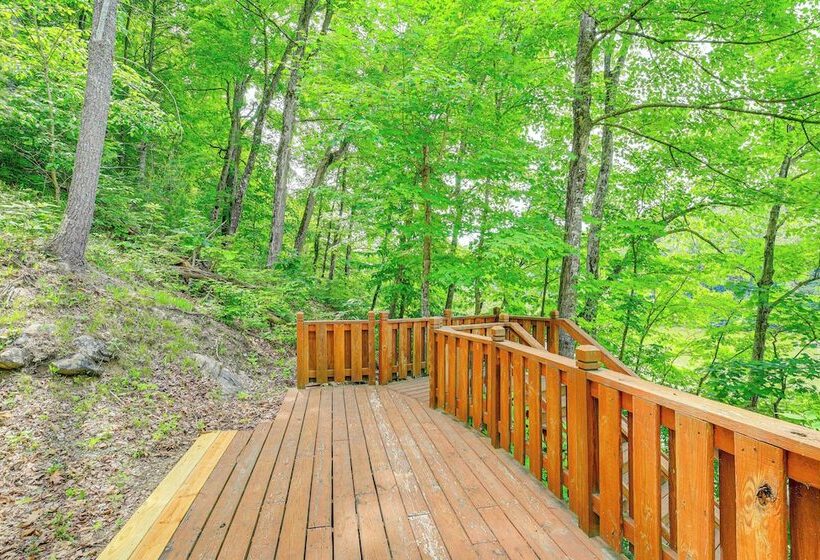 Peaceful South Holston Lake Cabin W/ Dock & Deck!