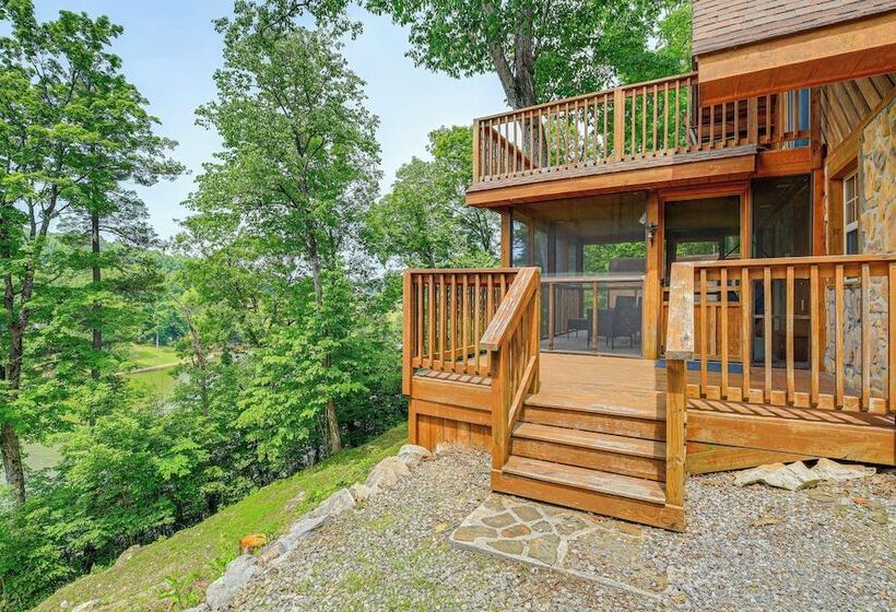 Peaceful South Holston Lake Cabin W/ Dock & Deck!