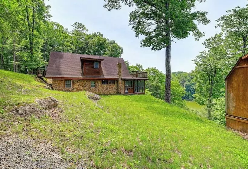 Peaceful South Holston Lake Cabin W/ Dock & Deck!